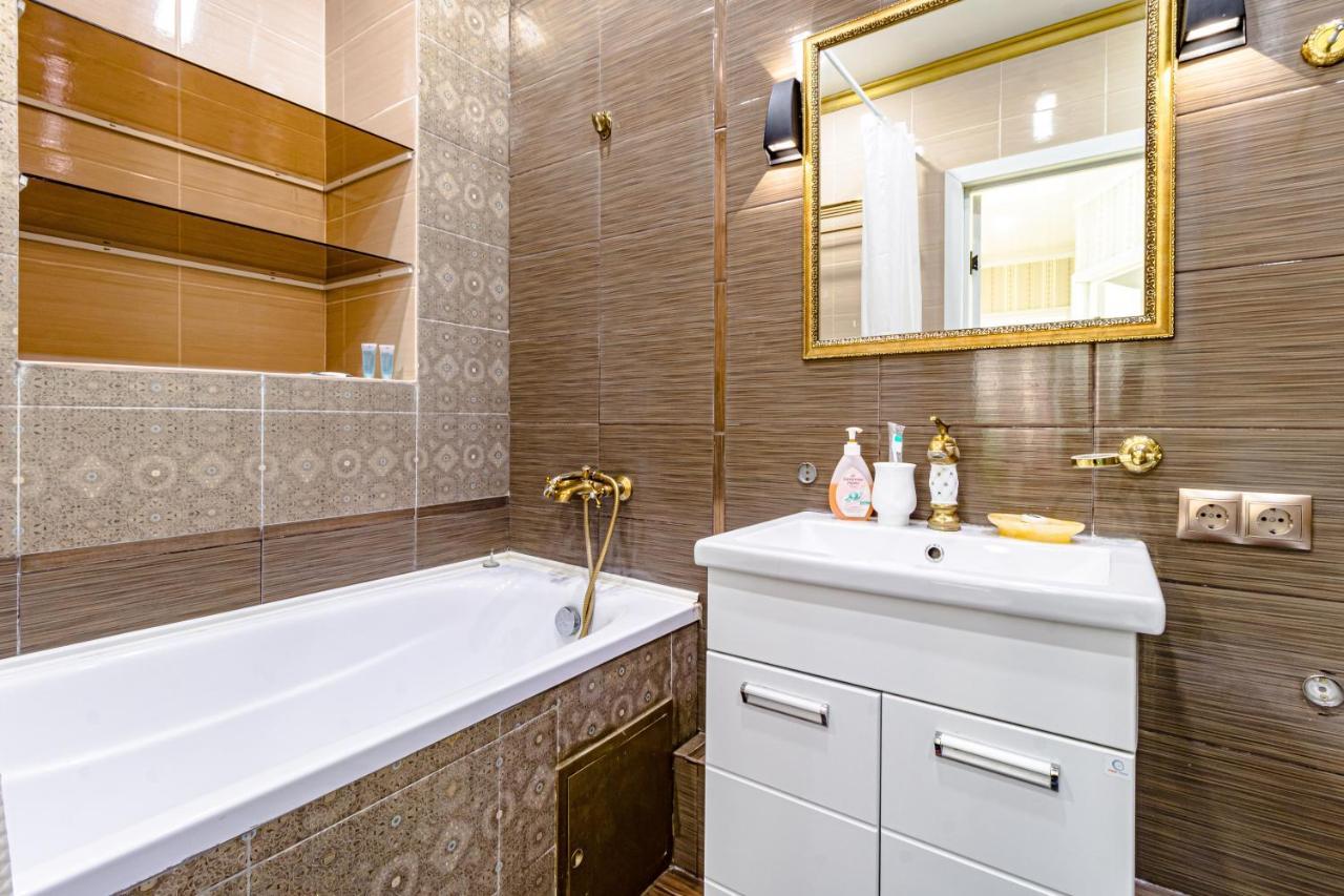 "7 Я-41" Apartment Astana Buitenkant foto