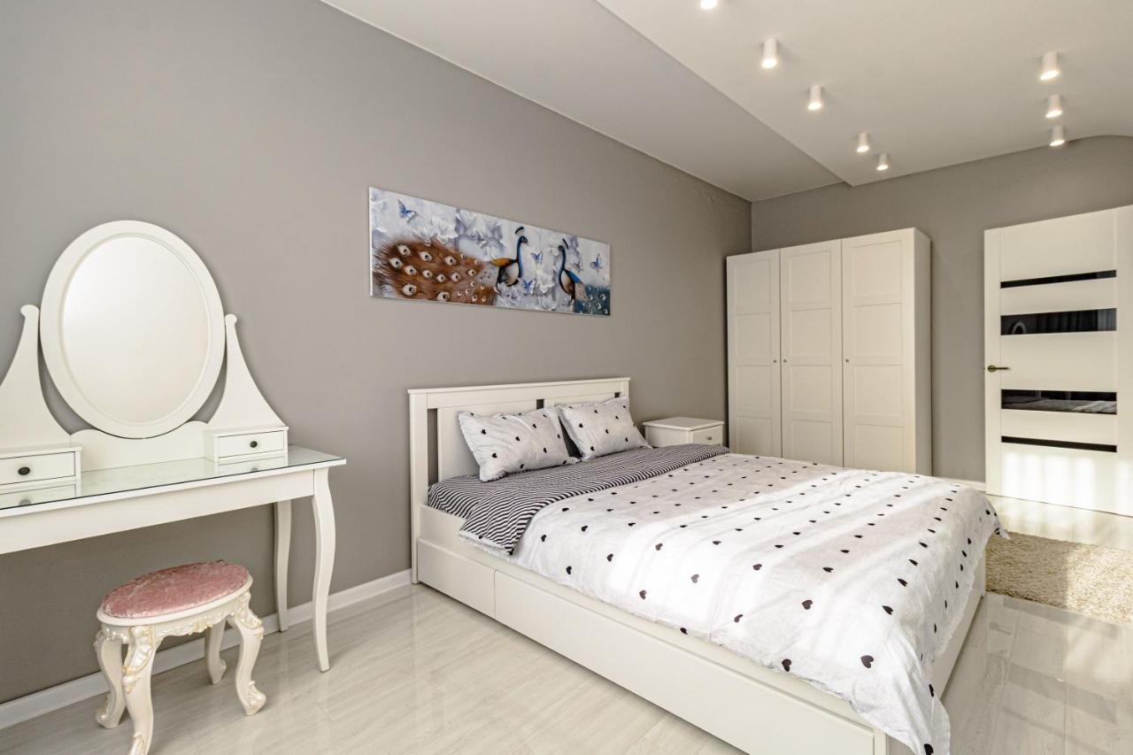 "7 Я-41" Apartment Astana Buitenkant foto